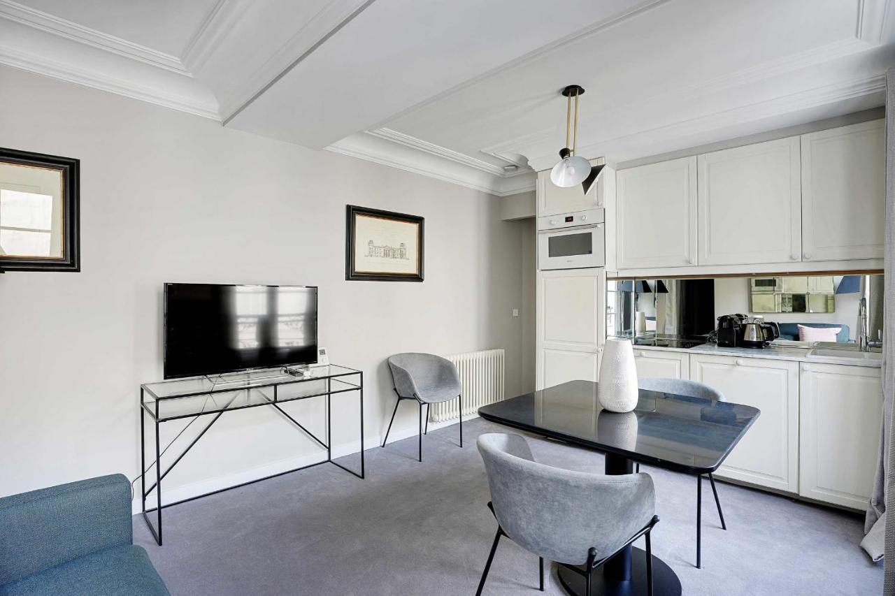 Magnifique Appartement 4P- Musee Du Louvre Tuileries パリ エクステリア 写真